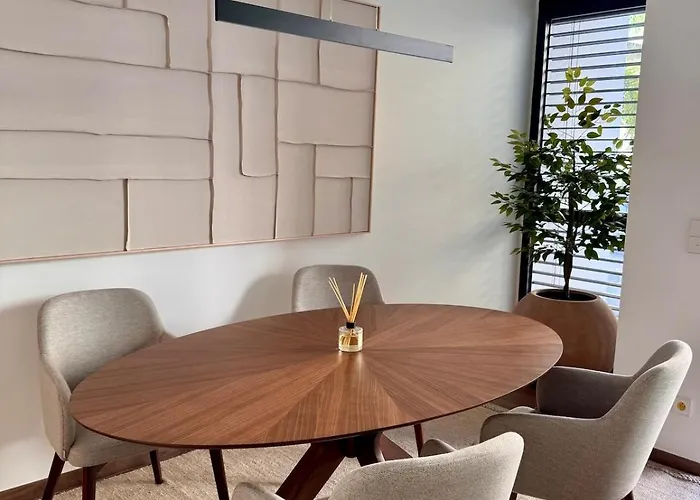 Stylish 2br Monaco Border Flat, Terrace & Parking * Beausoleil